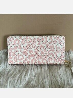 Blush Kiss-Rhinestone Bling Leopard Print Double Zip Wallet (Pink 🩷)